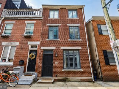 1428 Pemberton St