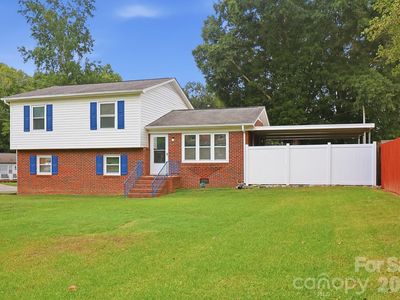 112 Annadelle Ave