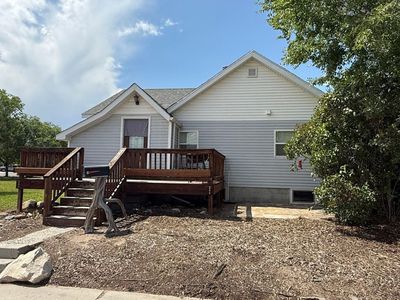 210 N 5th St W