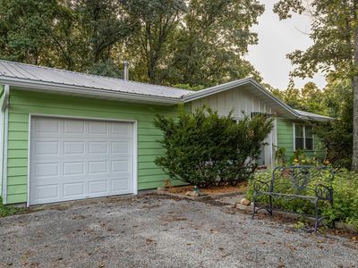 4665 N Happy Hollow Rd