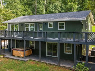 921 Ann Dr