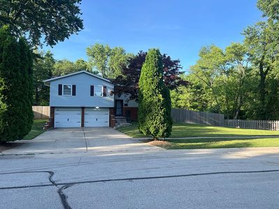 2323 Winnebago Dr