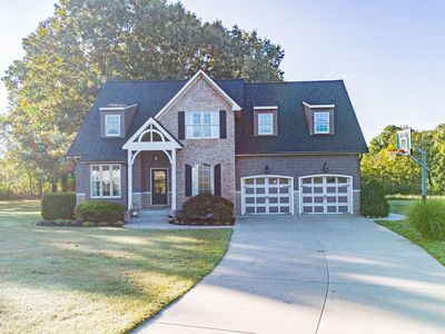 185 Meadow Ridge Dr