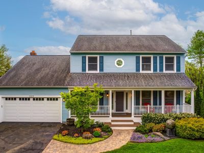 1303 Campbell Ct NE