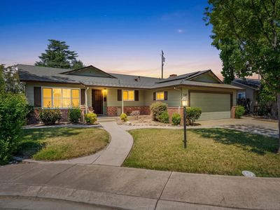 365 Birchwood Ct
