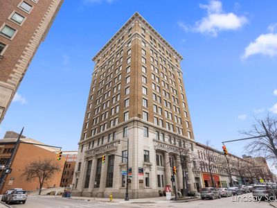 60 Monroe Center St NW #10C