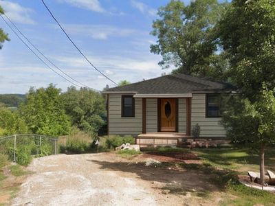 377 Arrowhead Dr