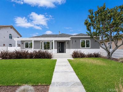 4557 Hazelbrook Ave