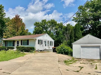 605 Woodland Trl