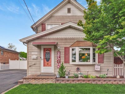 93 Grant Avenue