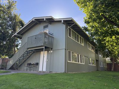 Property at 2180 W 17th Ct, Eugene, OR