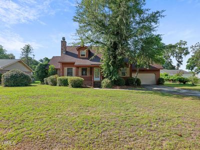 6025 Creek Road