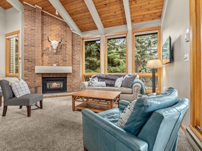 2700 Village Dr #309