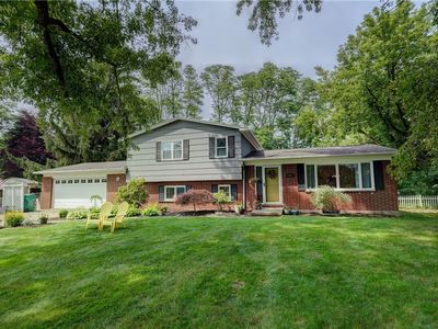 643 Chatelaine Dr