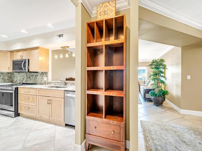615 NE 12TH Avenue #301