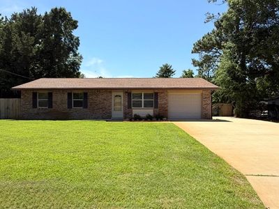21 Mary Esther Dr
