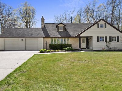 Property at 1140 Tanglewood ROAD, Manitowoc, WI