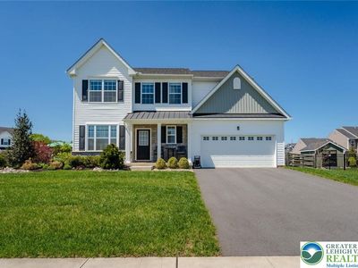 1034 Lisa Ln