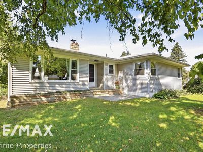 4878 Cottrell Rd