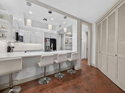 6000 Sugar Hill Dr APT 17