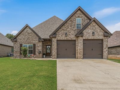 915 Sandra Ln