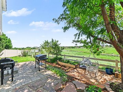 3937 Kenwood Cir