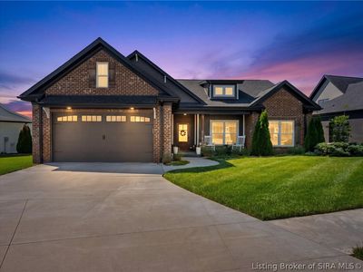 3005 Grand Pointe