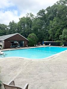 3 Greenbriar Dr APT 204