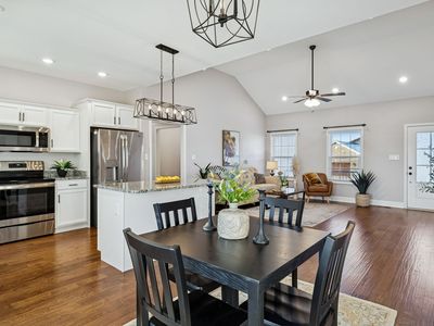 207 Bedford Ct