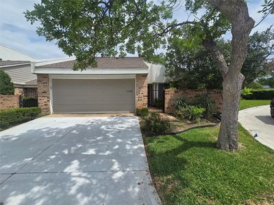 2117 Brook Mount Ct