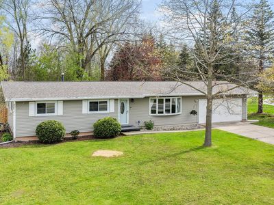 Property at 2566 Greenbrier Rd, Green Bay, WI