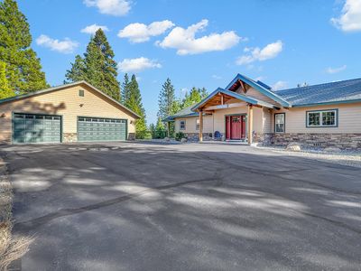 212 Top Of The West Dr