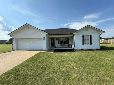 150 Lloyd Henderson Rd