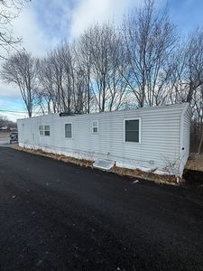 103 Newbury St TRLR 1