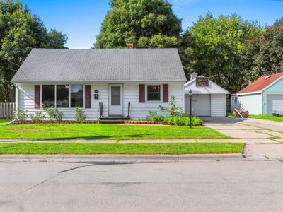 1335 San Jose Pl