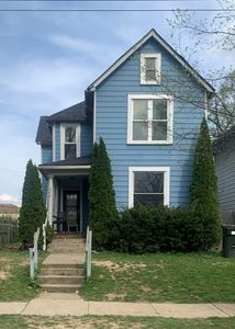 372 S Powell Ave