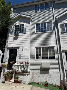 45 Benziger Ave