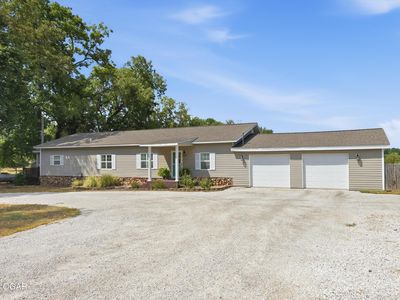 17529 Jayhawk Rd