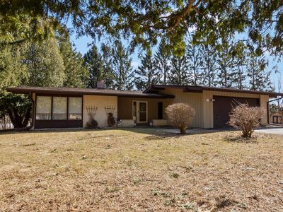 W360N7310 Carol LANE