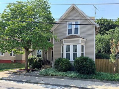 88 Brown St