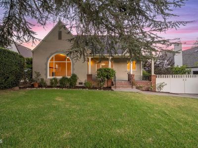 2370 Catherine Rd