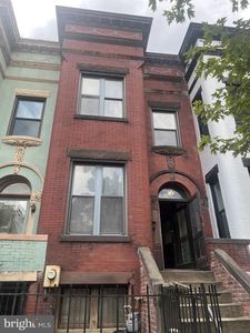 16 S St NW
