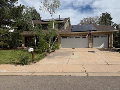 8274 S Saint Paul Way
