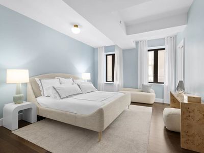 220 E 20th St #MAIS1