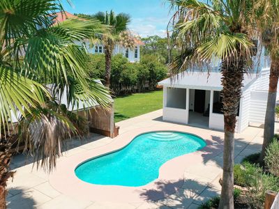 230 E Lamb Dr