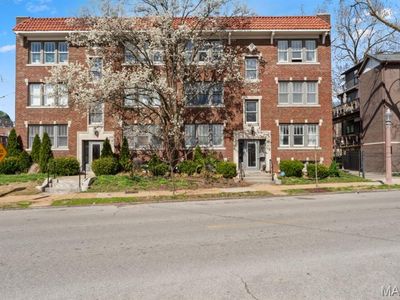 377 N Boyle Ave APT A
