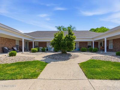 8631 Applegate Village Dr