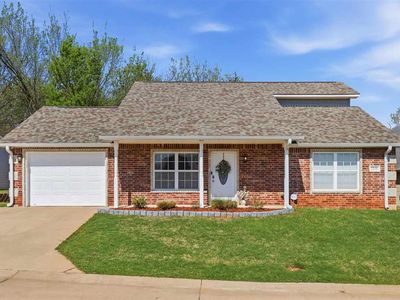 2218 E Post Oak Dr