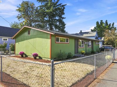 Property at 4437 SE 66th Ave, Portland, OR