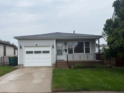 1104 N Prairie Ave